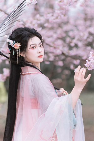 草莓榴莲18勿进.无删减